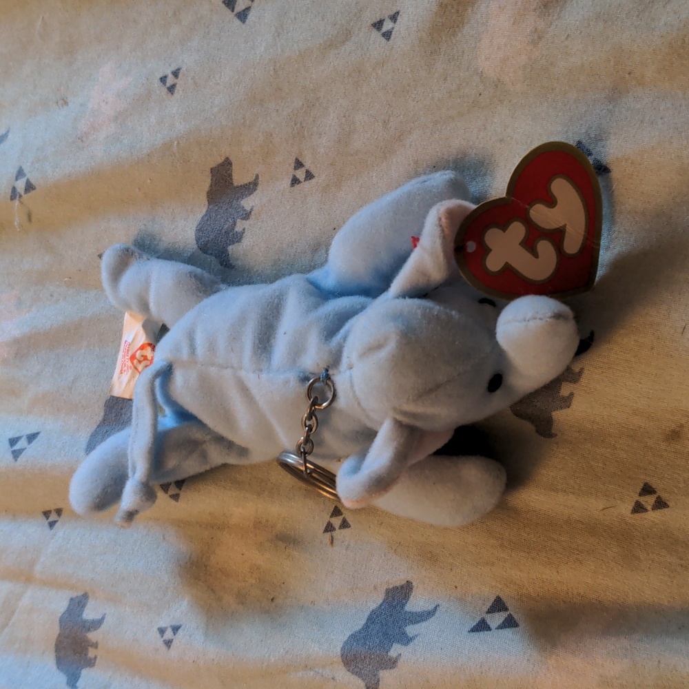 1993 Ty Keychain Peanut Beanie Baby Teenie Beanie Babies